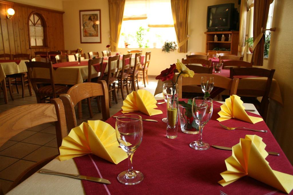 Hotel Company Cölbe Eksteriør bilde